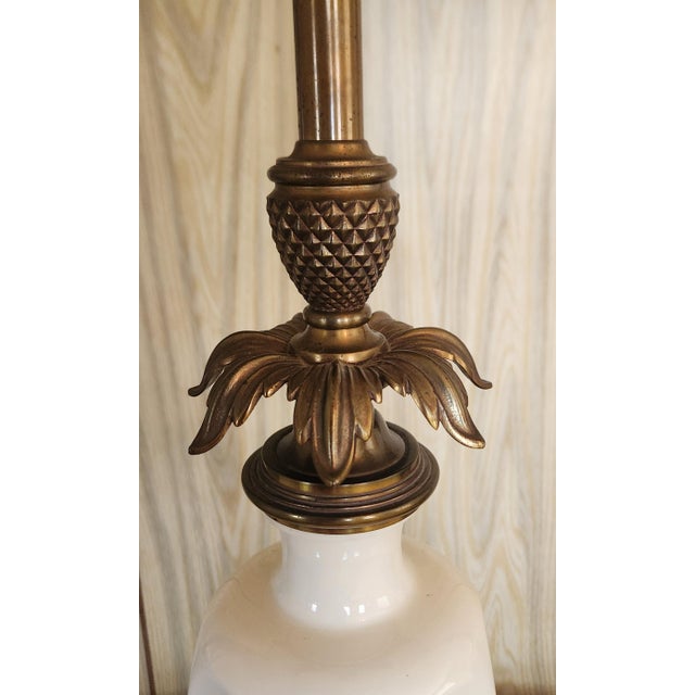 Hollywood Regency Vintage Lenox Porcelain Stiffel Lamp For Sale - Image 3 of 11