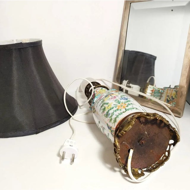 Metal Cantonese Table Lamp in Bronze For Sale - Image 7 of 9