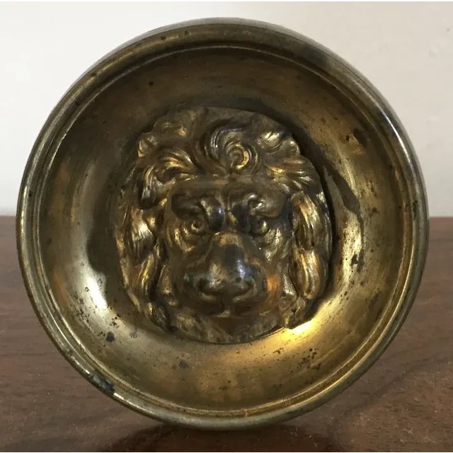 Early 19th Century Antique Early 19th Century English Regency Gilt Brass Drapery Tie Back with Lion Mask For Sale - Image 5 of 13