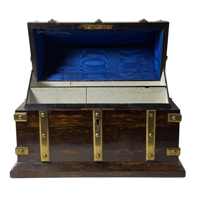 English Stationery Box, Circa 1830 For Sale - Image 4 of 10