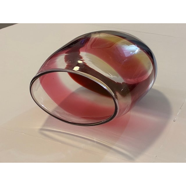 2003 Caleb Siemon Signed Studio Art Glass Oval Sommerso Vase - Ruby & Cream For Sale - Image 9 of 14