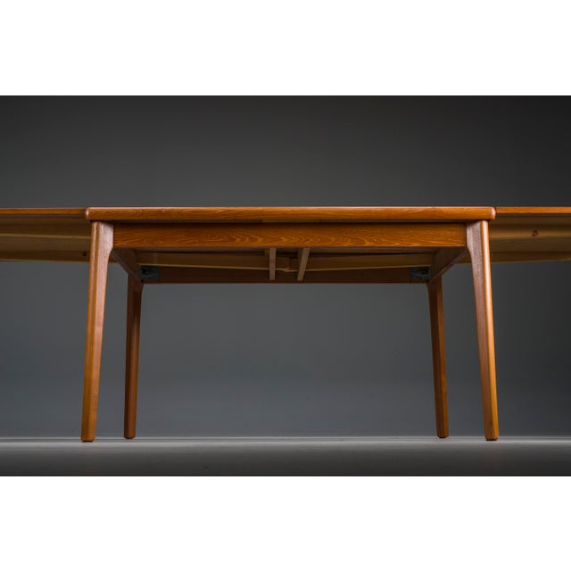 Mid-Century Modern Danish Extendable Dining Table in Teak by Henning Kjærnulf for Vejle Møbelfabrik, 1960s For Sale - Image 3 of 17