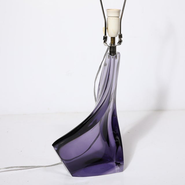 Mid-Century Amorphic Crystal Table Lamp in Smoked Amethyst W/ Maker's Stamp For Sale - Image 9 of 12