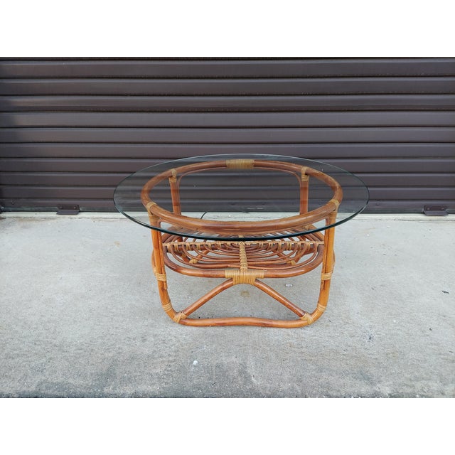 Mid Century Rattan Round Coffee Table With Glass Top Chairish