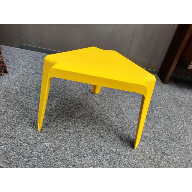 Mid-Century Modern Fiberglass Side Table by Helmut Bätzner for Bofinger, 1974s For Sale - Image 3 of 8
