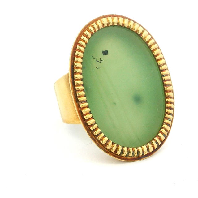 Bottle Green Vintage Italian 18k Gold Jade Statement Ring by Corletto, Size 8 For Sale - Image 8 of 10