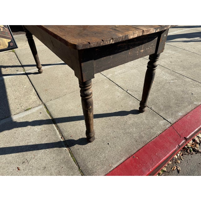 19th Primitive Farm Table in Original Condition For Sale - Image 4 of 10