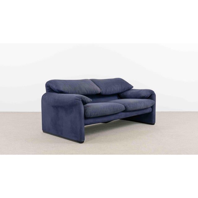 Maralunga 2-Seater Sofa by Vico Magistretti for Cassina, 2000s For Sale - Image 13 of 18