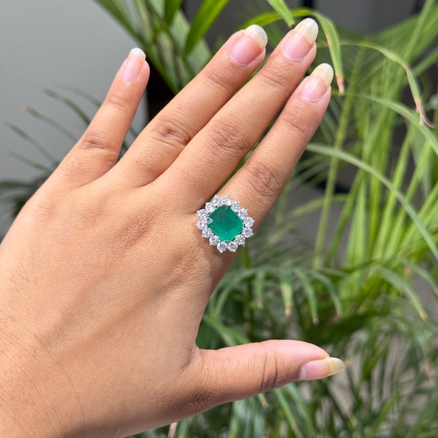 Contemporary Empire Style 4.1ct Big Emerald Diamond 14k White Gold Ring Size 4 For Sale - Image 9 of 18