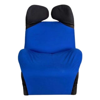 Wink Chair in Black and Blue Upholstery by Toshiyuki Kita for Cassina For Sale