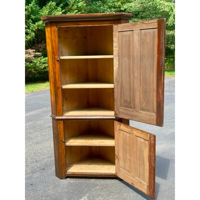 19th-Century Amish Blind Door Pine Corner Cupboard For Sale - Image 6 of 12