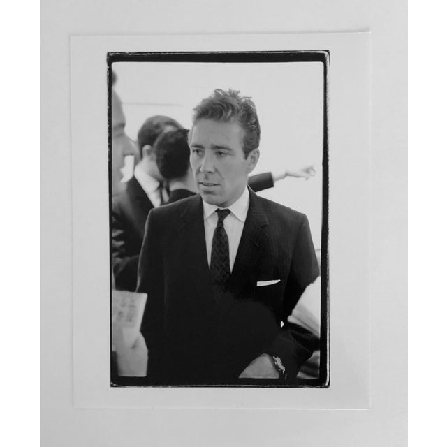 American Fred McDarrah, Vintage Signed Silver Gelatin Photograph Dapper Lord Snowdon Photo Suit & Tie, c.1960s For Sale - Image 3 of 5