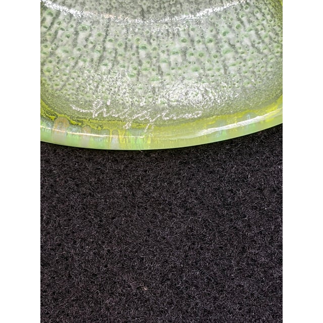 Higgins Art Glass Drop Out Vase Kiwi For Sale In Houston - Image 6 of 6