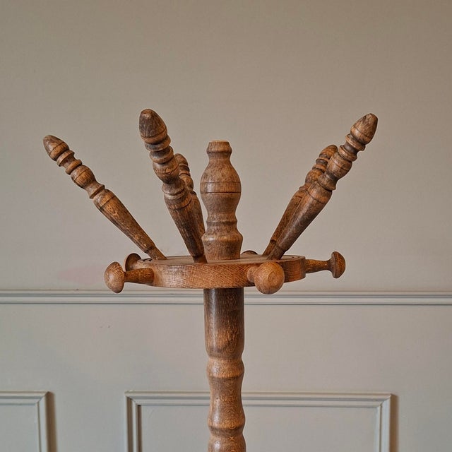 Wooden Coat Stand, 1950s, in Good conditions. Designed before 1890