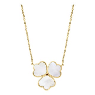 Mauboussin Paris 18Kt Yellow Gold Vintage Mother Of Pearl Clover Pendant For Sale