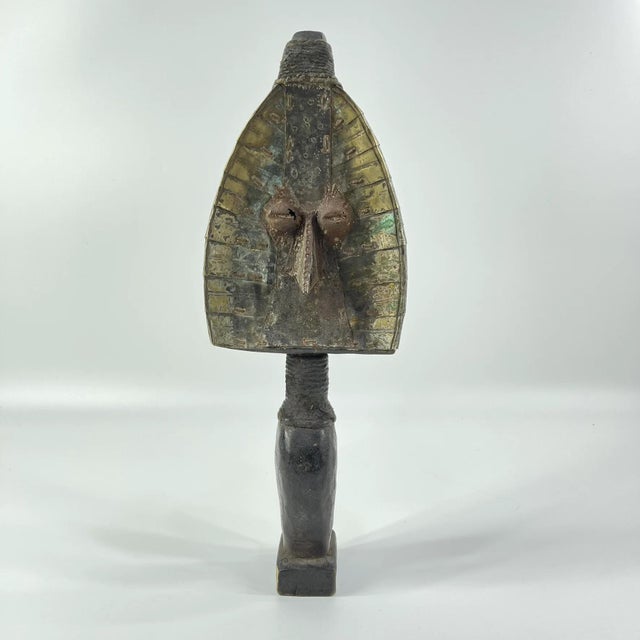 Early 20th Century Early 20th Century Kota Mahongwe Reliquary Figure Gabon For Sale - Image 5 of 6