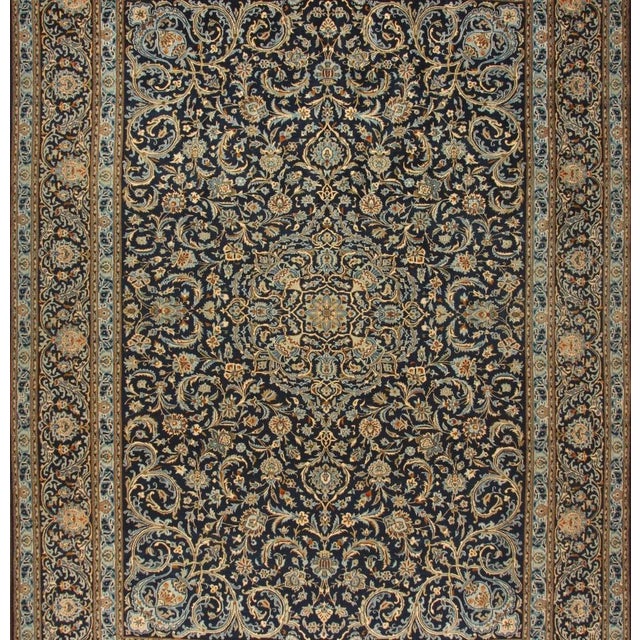 Genuine hand-knotted Middle Eastern rug | Size: 425 cm x 310 cm | Knot density: approx. 250.000 knots/m² | Material: 100%...
