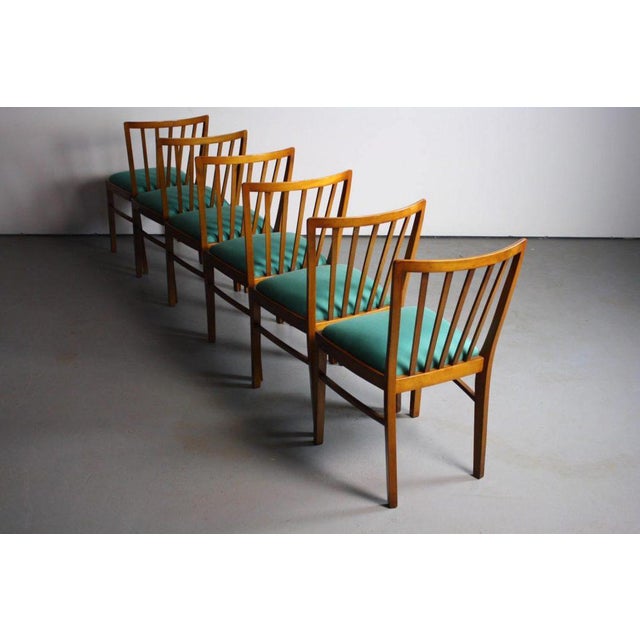 Mid-Century Modern Mid-Century Walnut Slat Back Dining Chairs - Set of 6 For Sale - Image 3 of 5