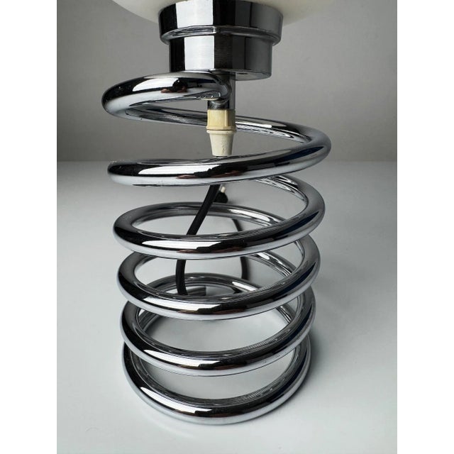 Metal Space Age Table Lamp with Chrome Spiral Base, 1970s For Sale - Image 7 of 9