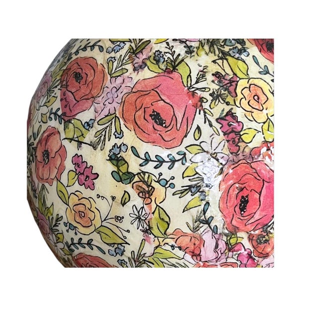 French Country French, English Traditional, Cottage, Farmhouse, Floral Glass Orb Globe Table Lamp Base, Modern Boho Chic Poppies Floral Table Lamp For Sale - Image 3 of 6