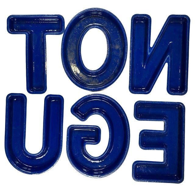 1960s Vintage Mid-Century Cast Resin Marquee & Storefront Letter For Sale - Image 5 of 11
