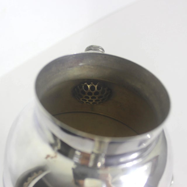 Vintage Benedict Silver Co. Art Deco Silver Plated Cocktail Shaker With Handle and Spout For Sale - Image 9 of 13