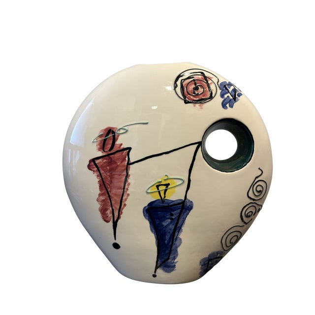 Late 20th Century MCM Abstract Face Vase – Contemporary Studio Art Ceramic Sculpture With Sculptural Cutout, Picasso-Inspired Design For Sale - Image 9 of 10