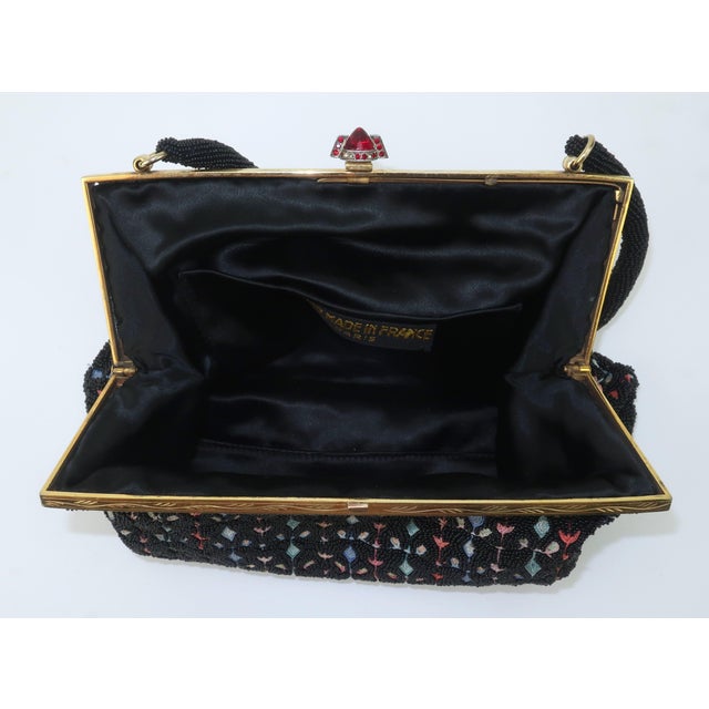 French Black Beaded Handbag With Floral Embroidery, 1950's For Sale - Image 10 of 12