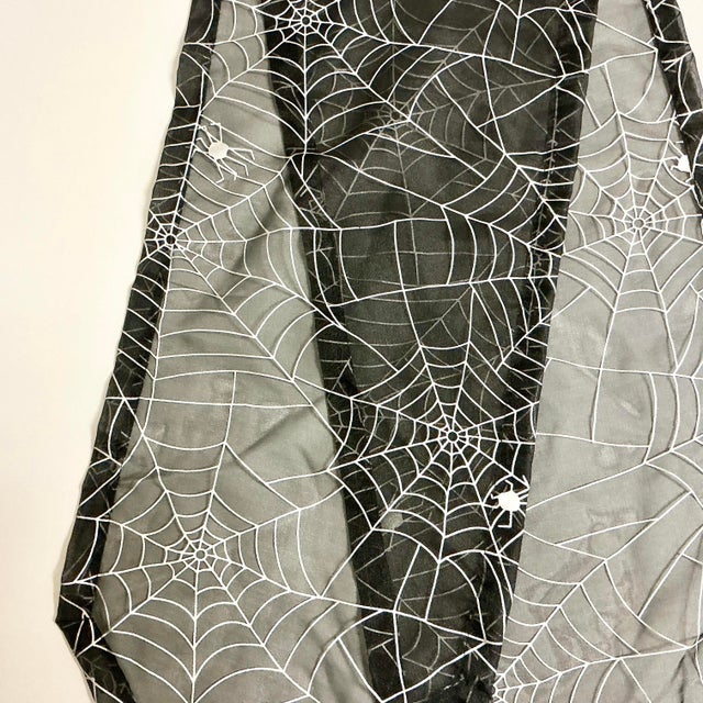 Black 1980s Vintage Boho Chic Americana Halloween Spider Web Table Runner For Sale - Image 8 of 8