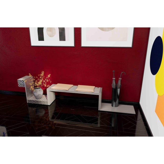 Contemporary New York Bench from Aluminium Exchange For Sale - Image 3 of 7