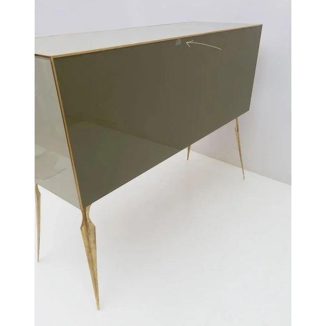Postmodern Italian Chest in Colored Glass and Brass, 1980s For Sale - Image 6 of 7