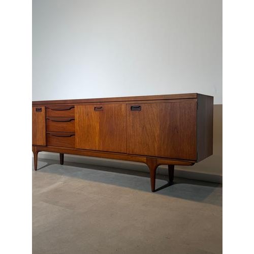 Mid-Century Modern British Teak Sideboard from Greaves & Thomas For Sale - Image 6 of 9