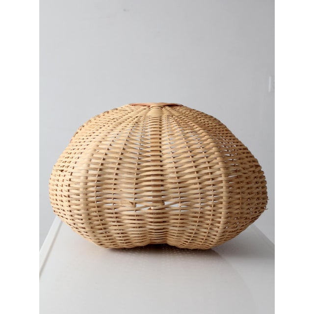 Vintage Wicker Buttocks Basket With Floral Trim For Sale - Image 13 of 17