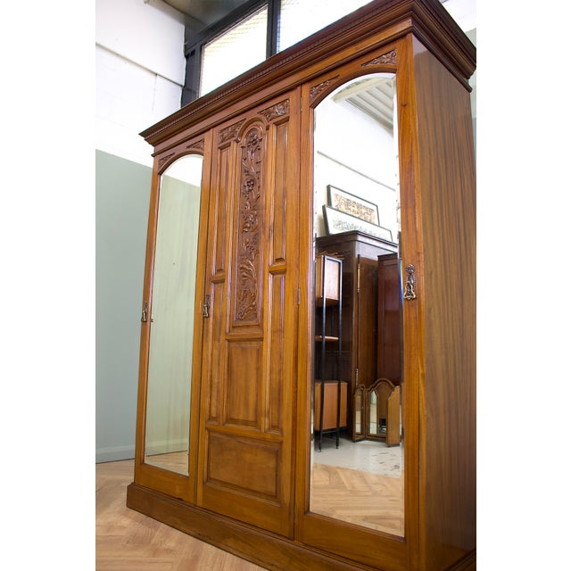Antique Edwardian Walnut Wardrobe, 1900s For Sale - Image 5 of 14