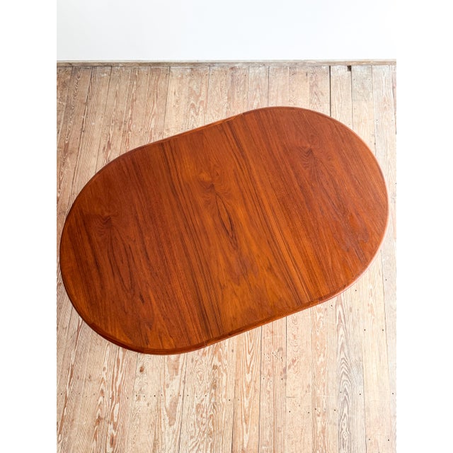 1960s Round Extendable Teak Dining Table from Sigh & Søns Møbelfabrik For Sale - Image 5 of 18