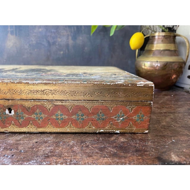 Large Vintage Florentine Box Made in Italy For Sale - Image 4 of 9