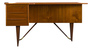 Mid-Century Boomerang Desk in Teak by Peter Løvig Nielsen, Denmark, 1960s