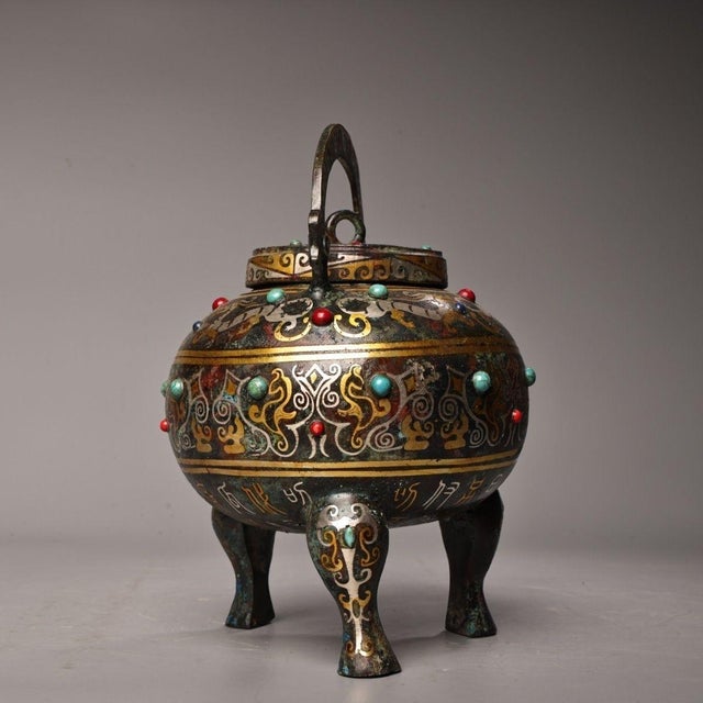 Mid 20th Century Vintage Bronze Lidded Tripod Ewer With Gold Silver Inlay & Gemstone Inset, Bird Spout Wine Vessel For Sale - Image 5 of 10