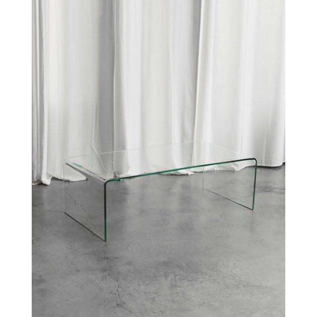 1970s Clear Bent Glass Coffee Table, 1970s For Sale - Image 5 of 5