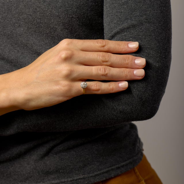 1910s 1910s Edwardian Old European Cut Diamond 14k Two Tone Gold Cluster Ring, Size 5.75 For Sale - Image 5 of 6