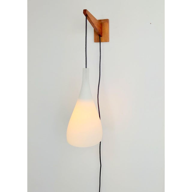 Vintage Tear Drop Wall Lamp in Teak and White Glass, Denmark, 1960s For Sale - Image 4 of 14