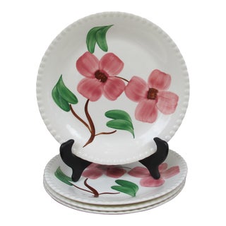 1940s Blue Ridge Southern Potteries Twin Flowers Pattern Luncheon Plates- Set of 4 For Sale