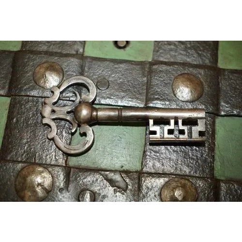 German Wrought Iron Safe Chest, Early 17th Century For Sale - Image 6 of 18