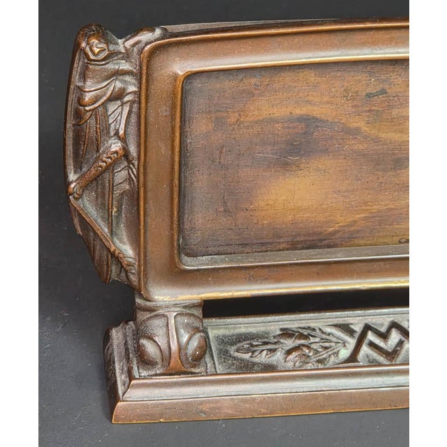 I’m selling an antique bronze Art Nouveau, Jugendstil or transitional Arts and Craft period photo frame or name plaque...