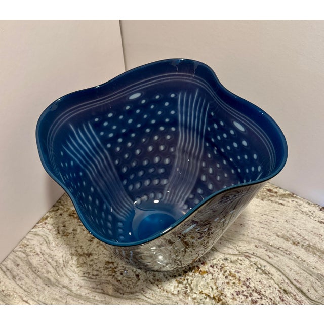 Large Signed 1993 Gunnar Cyrén for Orrefors Cobalt Blue Handkerchief Art Glass Centerpiece Bowl For Sale - Image 12 of 15