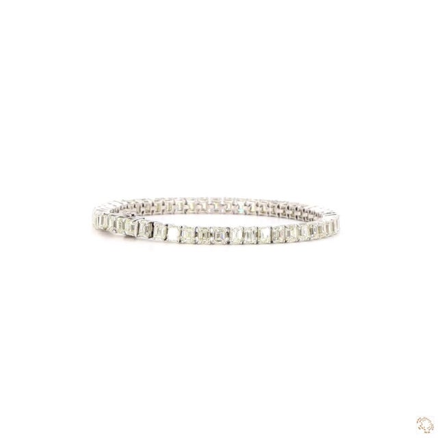 Gemstone 16.12 Carat Emerald Cut Diamond Bracelet For Sale - Image 7 of 9