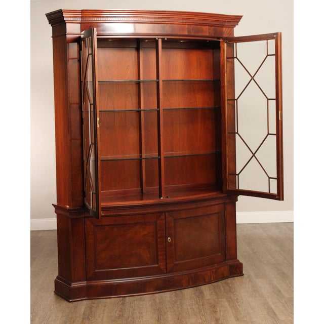 Traditional Baker Historic Charleston Collection Large Mahogany Bow Front China Cabinet For Sale - Image 3 of 18