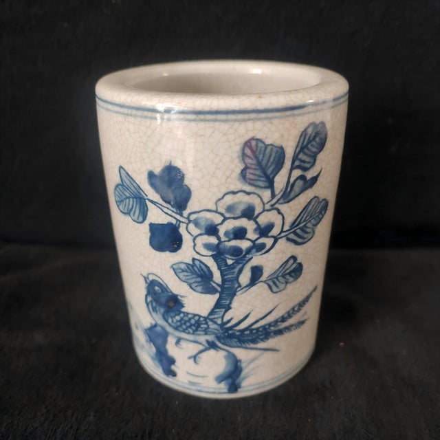 Early 20th Century Chinese Ceramic Pot,Blue and White Porcelain Brush Pot Hand Painted Flowers and Birds Pattern For Sale - Image 5 of 11
