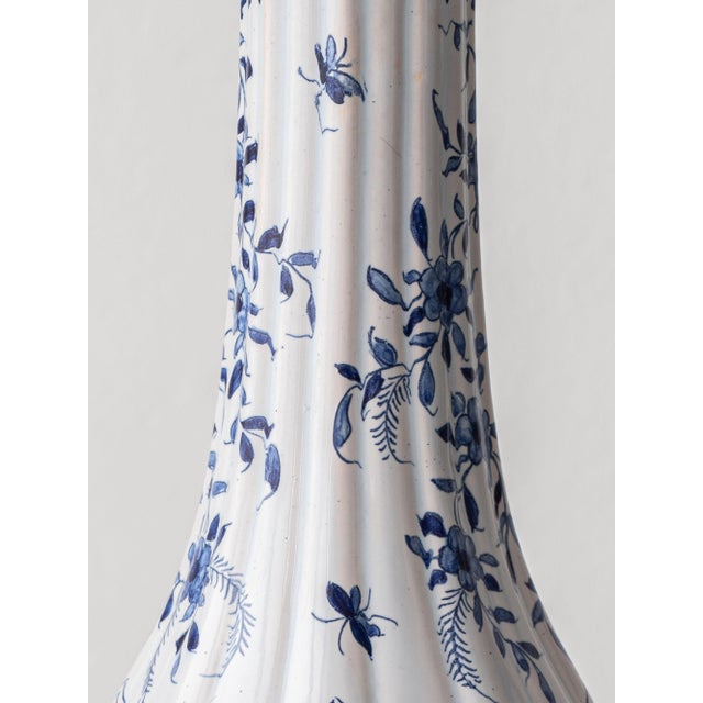 Delft-Style Blue and White Ceramic Table Lamp by Samson, 1880-1910 For Sale - Image 10 of 17