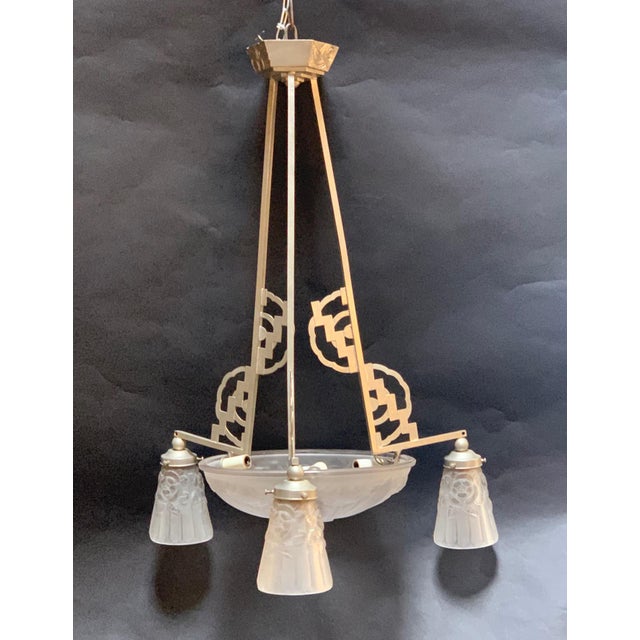 Art Deco Early 20th Century French Art Deco Style Chandelier For Sale - Image 3 of 7